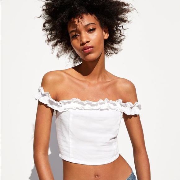 Linen Blend Ruffle detail crop top - Picture 1 of 9